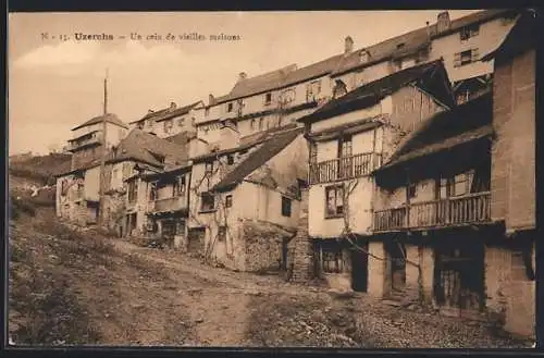 AK Uzerche, Un coin de vieilles maisons