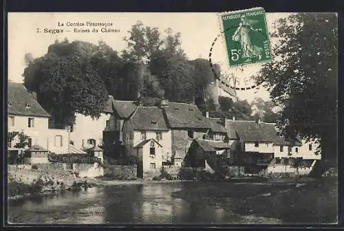 AK Segur, Ruines du Château et maisons au bord de l`eau