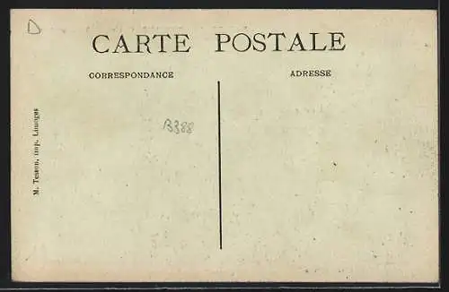 AK Sainte-Fortunade, Église et Château dans la verdure
