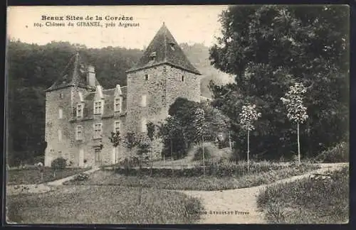 AK Argentat, Château du Gibanel entouré de forêt et jardin verdoyant