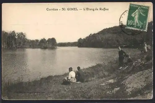 AK Gimel, L`Étang de Ruffaud avec promeneurs au bord de l`eau