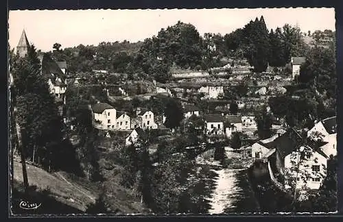 AK Treignac, Digue, Usine Ballage et vieux quartier