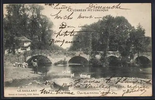 AK Le Saillant, Pont sur la Vézère et paysage pittoresque de la Corrèze