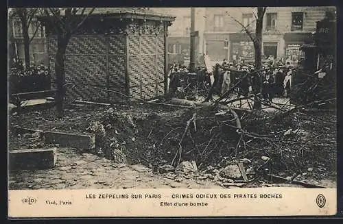 AK Paris, durch Luftangriff dt. Zeppeline verursachter Bombenschaden