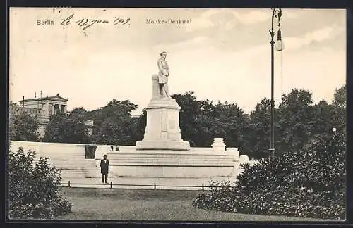 AK Berlin-Tiergarten, Blick zum Moltke-Denkmal