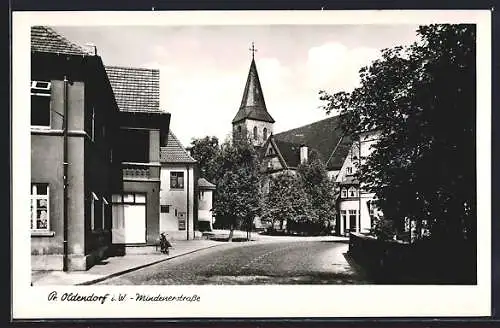 AK Pr. Oldendorf i. W., Mindenerstrasse mit Kirche