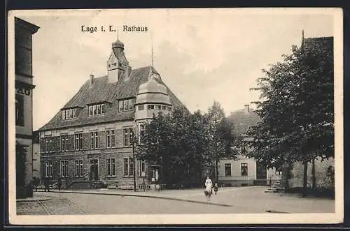 AK Lage i. L., Blick auf das Rathaus