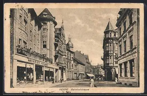 AK Herne, Restaurant Heinrich Plate und Geschäft von Heinrich Heiland an der Bahnhofstrasse