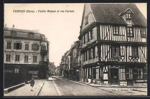 AK Vernon, Vieille Maison et rue Carnot