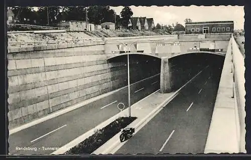 AK Rendsburg, Tunneleinfahrt vom Nord-Ostsee-Kanal-Tunnel