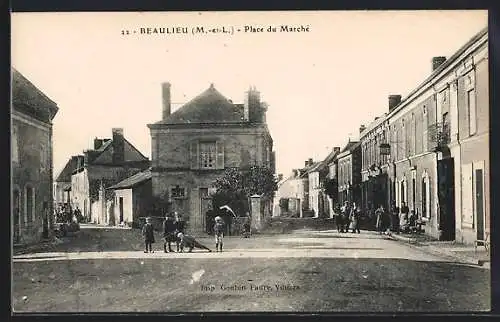 AK Beaulieu, Place du Marché avec scène de rue animée