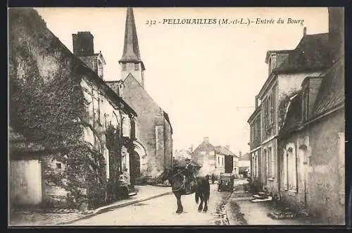 AK Pellouailles, Entrée du bourg et église au fond