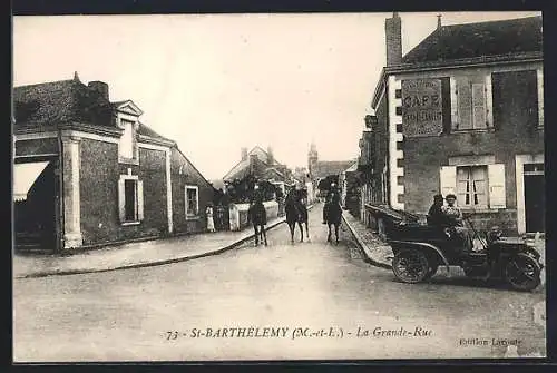 AK Saint-Barthélemy, La Grande-Rue avec voiture et chevaux