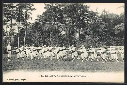 AK St-Lambert-du-Lattay, Le Réveil, jeunes en exercices en plein air