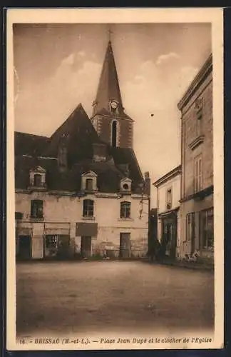 AK Brissac, Place Jean Dupé et le clocher de l`Église