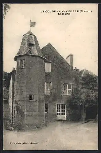 AK Le Coudray-Macouard, La Mairie