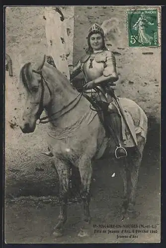 AK Saint-Macaire-en-Mauges, Fête de Jeanne d`Arc, 6 février 1910, Jeanne d`Arc à cheval