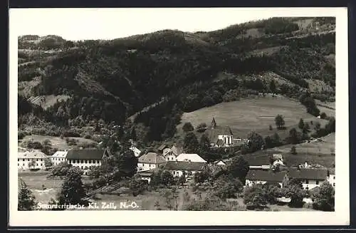 AK Kleinzell /N.-Ö., Teilansicht gegen bewaldete Hänge