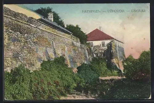 AK Ungvar, Alte Mauer und Gebäude