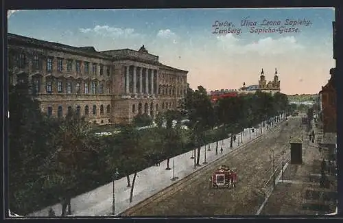 AK Lemberg, Sapieha-Gasse, Strassenpartie aus der Vogelschau