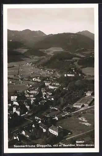 AK Gloggnitz /Niederdonau, Teilansicht mit Kloster