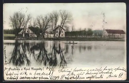 AK Nova Hospoda, Ruderboot auf dem Wasser