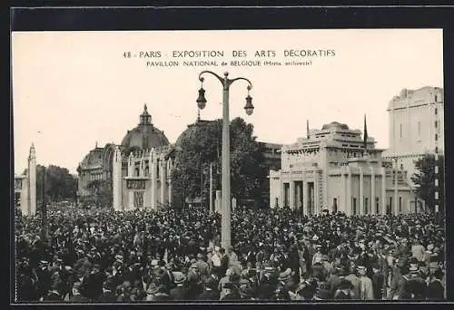 AK Paris, Exposition Internationale des Arts Decoratifs 1925, Pavillon Nationale de Belgique, Ausstellung