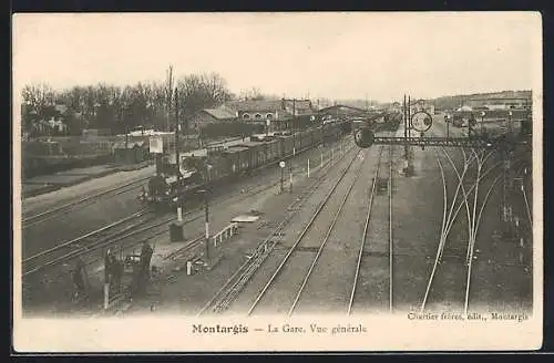 AK Montargis, La Gare, Vue générale