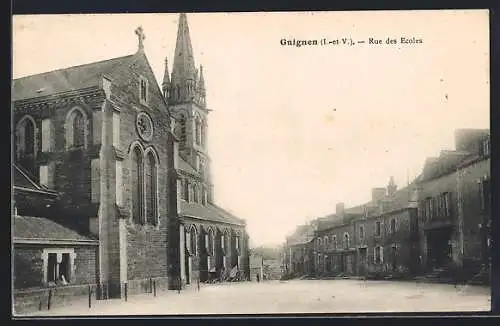 AK Guignen, Rue des Écoles avec église majestueuse