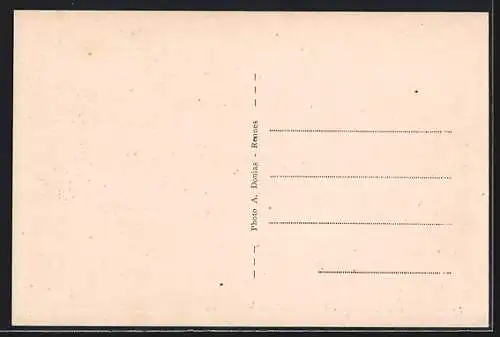 AK Bourg-des-Comptes, La Courbe, Les Dents, vue du barrage et de la rivière entourée d`arbres