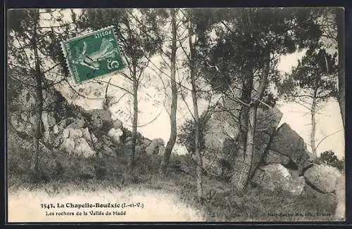 AK La Chapelle-Bouëxic, Les rochers de la Vallée de Hadé