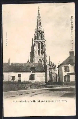 AK Noyal-sur-Vilaine, Clocher de l`église et maisons adjacentes