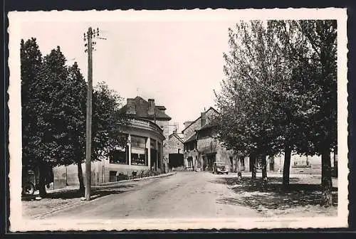 AK Chamberet, La Place et Route de Limoges