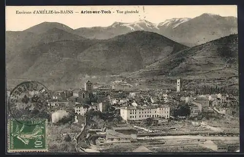 AK Arles-sur-Tech, Vue générale des montagnes et du village