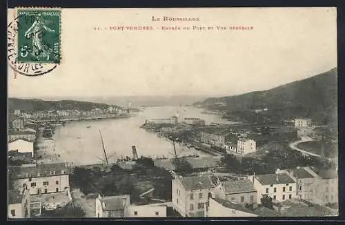 AK Port-Vendres, Entrée du port et vue générale