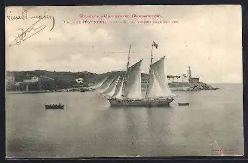 AK Port-Vendres, Entrée d`un voilier dans le port