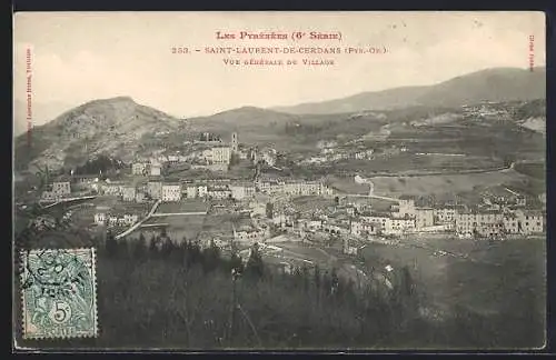 AK Saint-Laurent-de-Cerdans, Vue générale du village