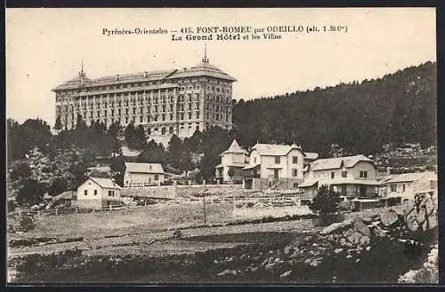 AK Font-Romeu, Le Grand Hôtel et les Villas