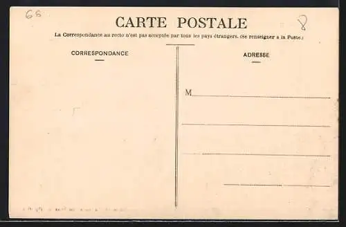 AK Montbolo, Vue générale du village et des bâtiments historiques