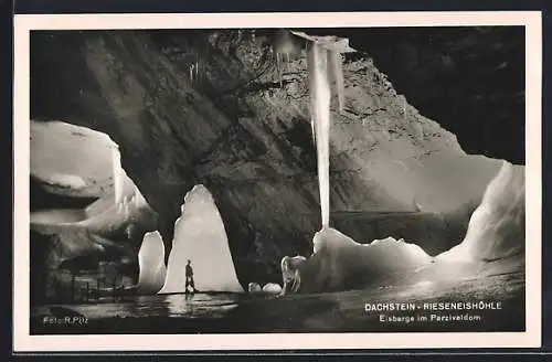 AK Dachstein-Rieseneishöhle, Eisberge im Parzivaldom