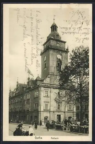 AK Gotha, Strassenpartie am Rathaus