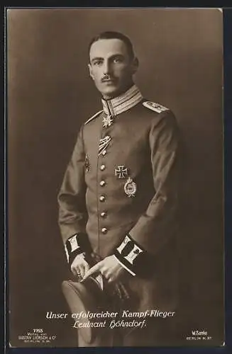 Foto-AK Sanke Nr. 7755: Kampf-Flieger Leutnant Walter Höhndorf in Uniform mit Eisernem Kreuz und Orden