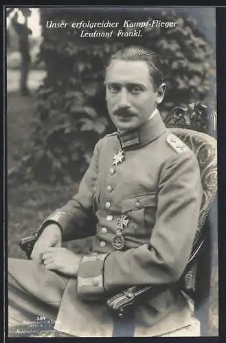 Foto-AK Sanke Nr. 384: Kampfflieger Leutnant Frankl in Uniform mit Pour le Merite und Flugzeugführerabzeichen