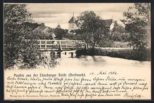 AK Dorfmark, Ortspartie mit Brücke und Kirche