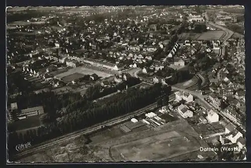 AK Datteln /Westf., Teilansicht mit Strassenpartie