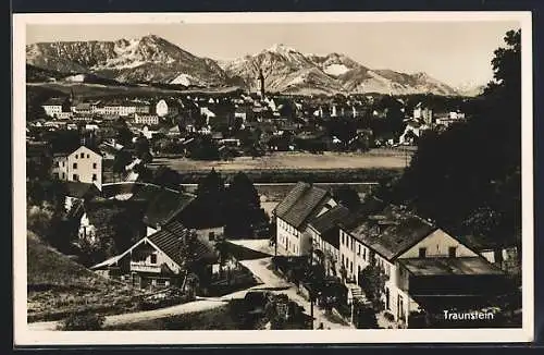 AK Traunstein, Teilansicht mit den Bergen