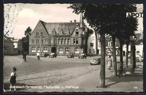 AK Bredstedt /Schleswig, Marktplatz und Rathaus