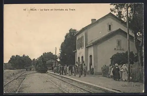 AK Béja, La Gare et l`Arrivee du Train