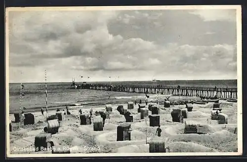 AK Baabe a. Rügen, Strand und Seebrücke