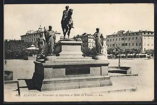 AK Ajaccio, Monument de Napoleon 1er et l`Hôtel de France